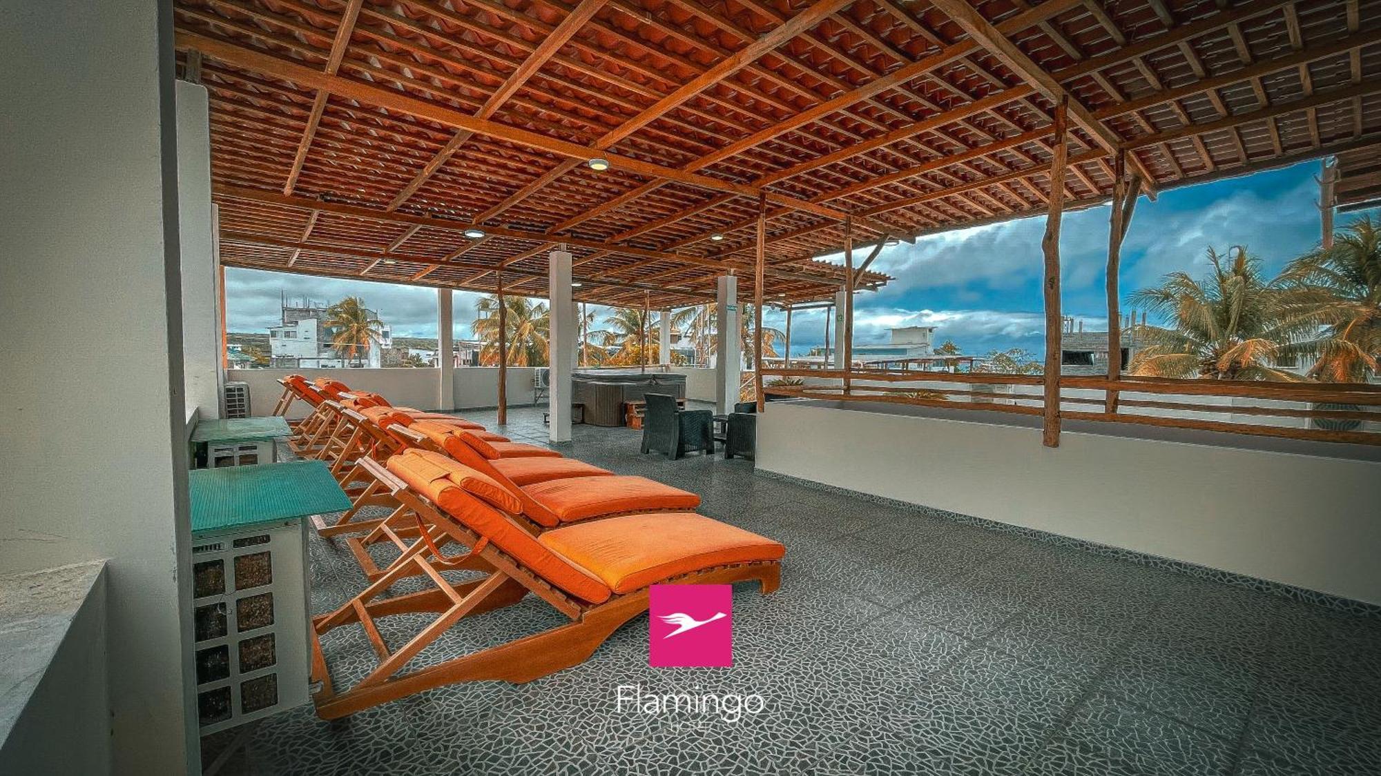 Hotel Flamingo Puerto Ayora  Exteriör bild